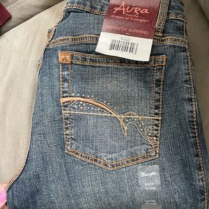 NWT Aura by Wrangler Bootcut Jeans
